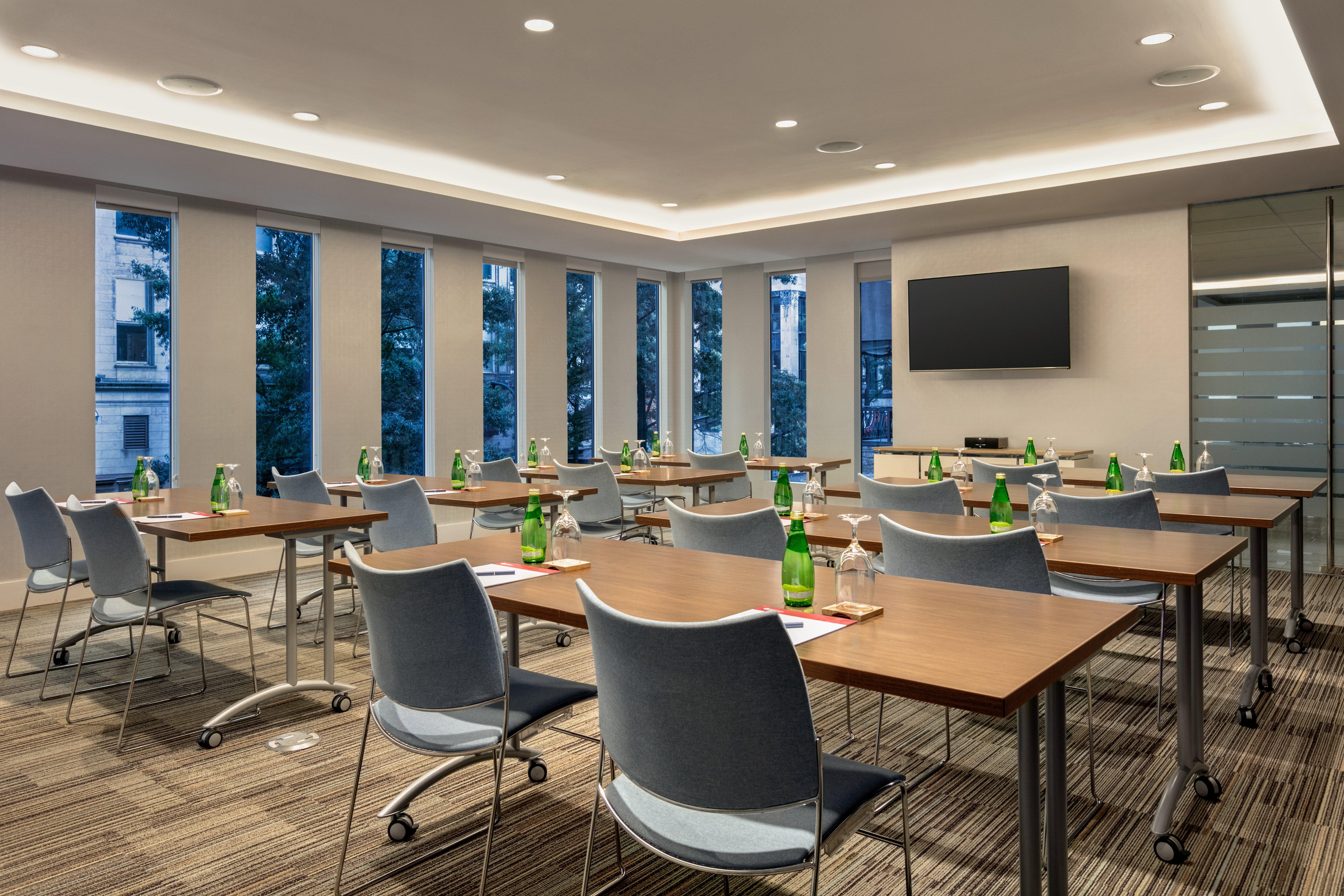 Hotel Indigo Atlanta Downtown By Ihg Exterior photo